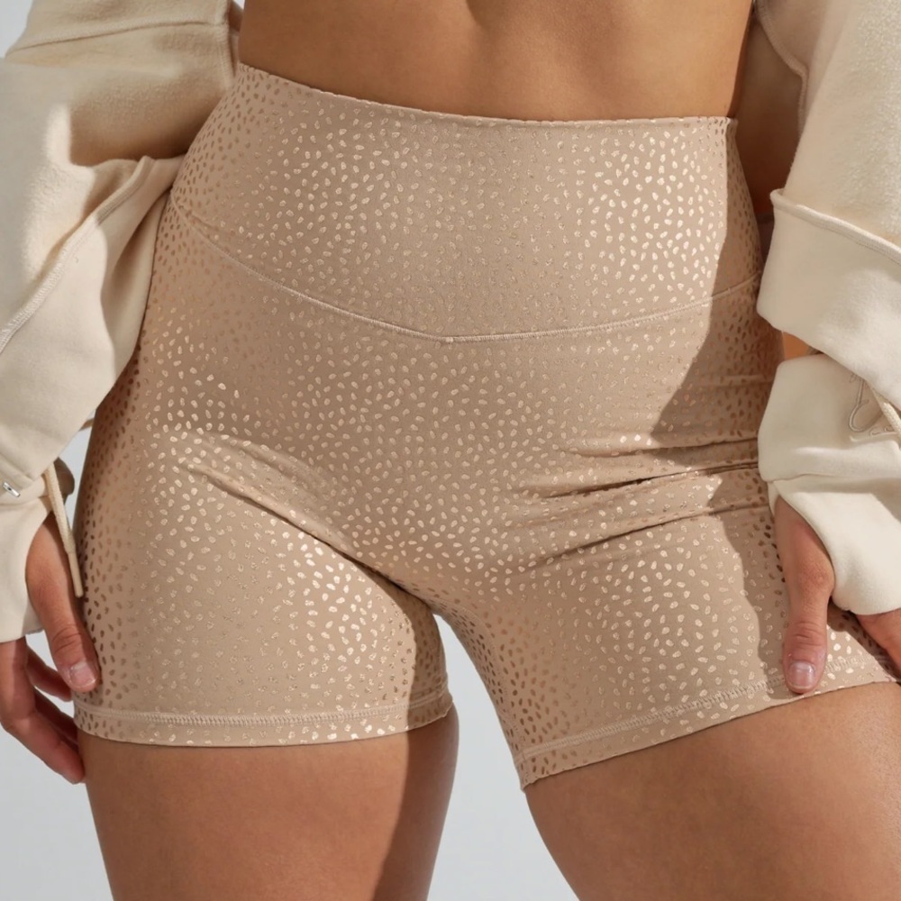 BuffBunny Beige Gold Bossy High Waisted Rosa Short Women's Size XXL